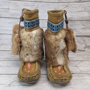 Vintage Handmade Native American Moccasin Mukluk Fur Beaded